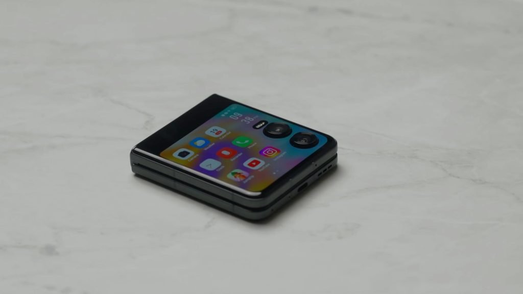 Infinix Zero Flip 5G