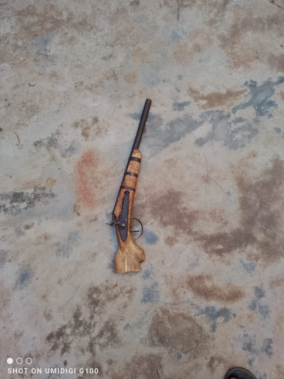 Police arrest father, son, recover four firearms in Ogun. Credit: X |  Ogun State Police Command